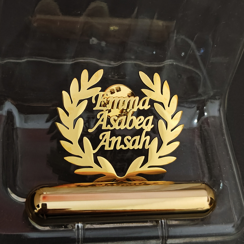 Customized Men Women Name Lett - Men Accessories Brooch 评论和价格