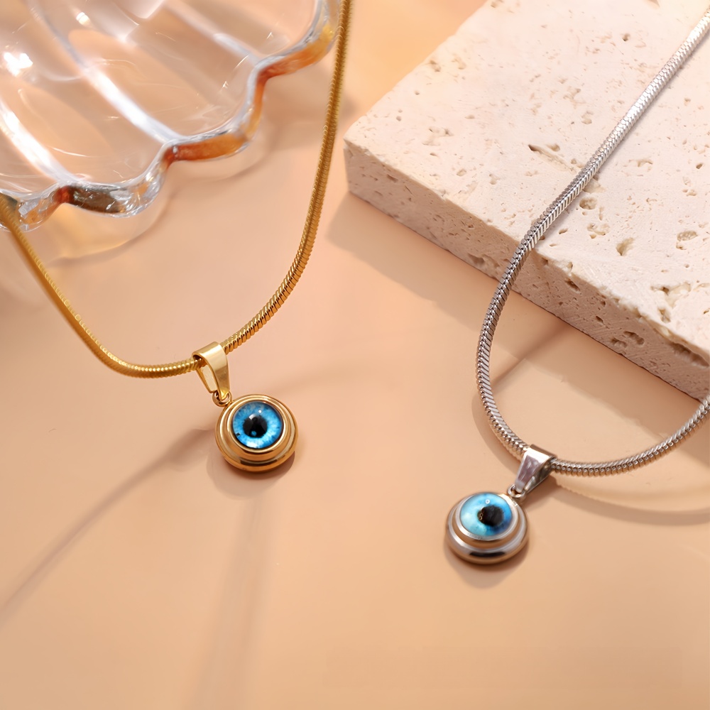 Simple Angel Eyes Pendant Neck - Men Accessories Singapore 评论和价格