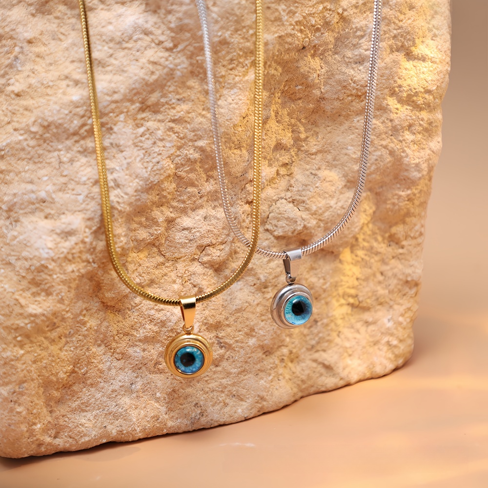 Simple Angel Eyes Pendant Neck - Men Accessories Singapore 评论和价格